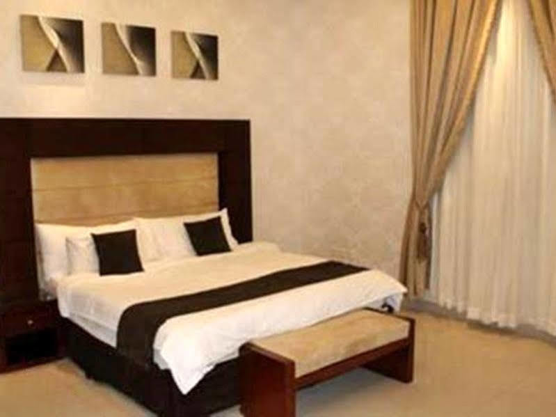 Rest Night Hotel Suites- Al Falah Riyadh Exteriör bild